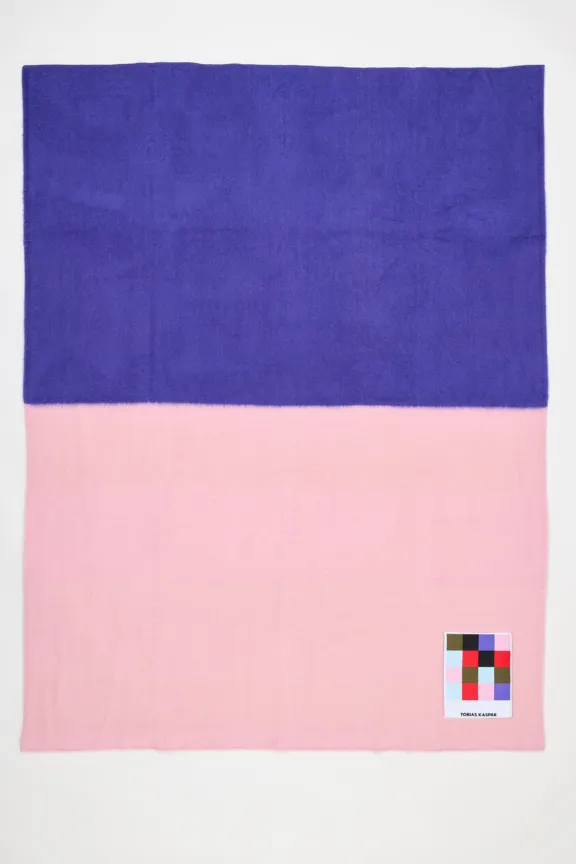 Tobias Kaspar Duochrome Blankets
