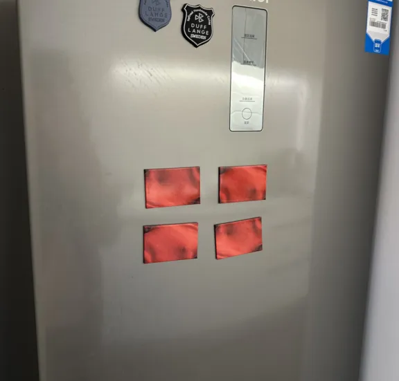 Tobias Kaspar L'Atelier Rouge (Chest)