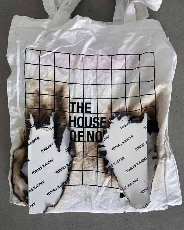 Tobias Kaspar monograph INDEPENDENCE & tote